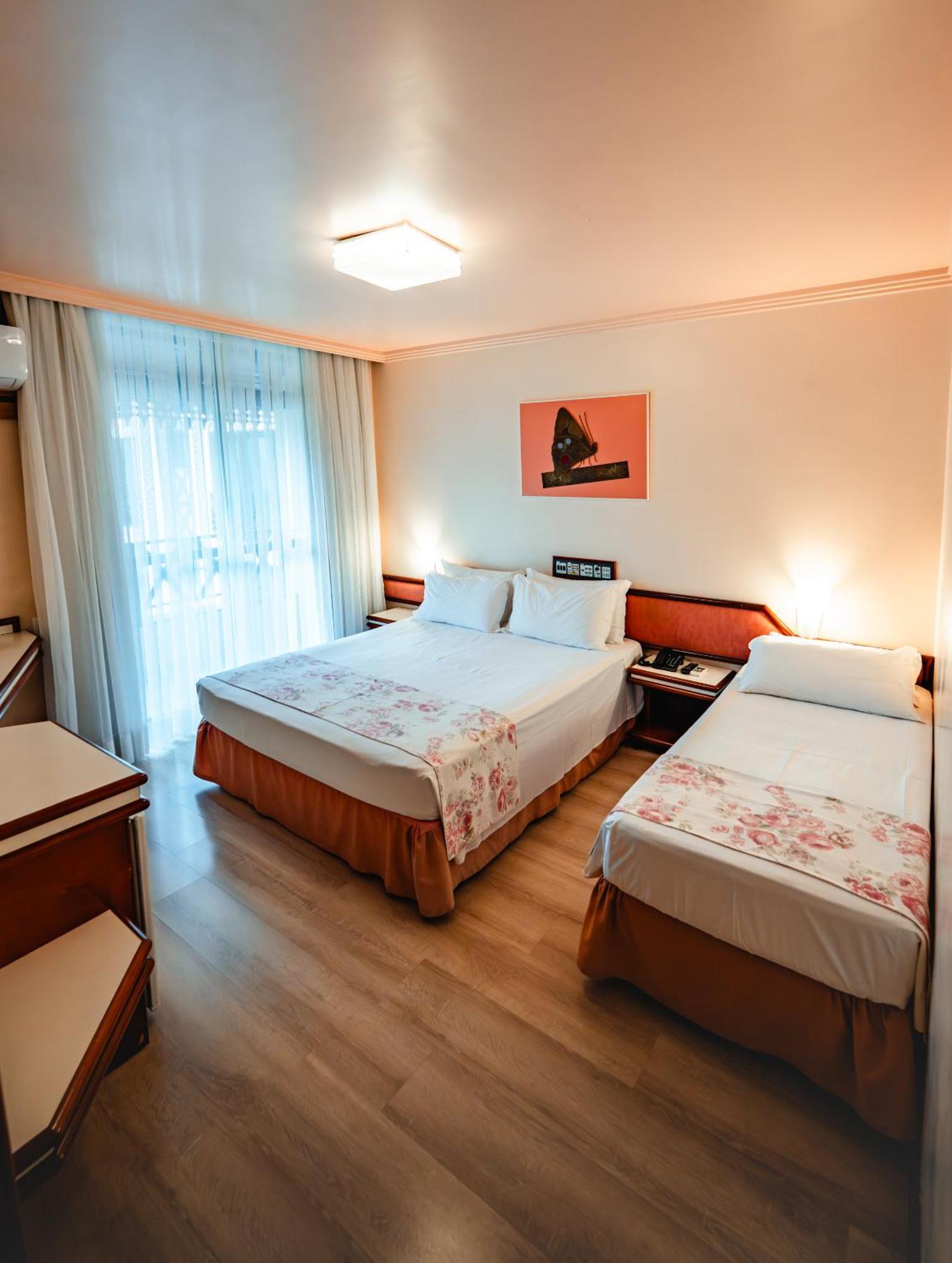 Hotel Vila Germanica Piratuba Bagian luar foto