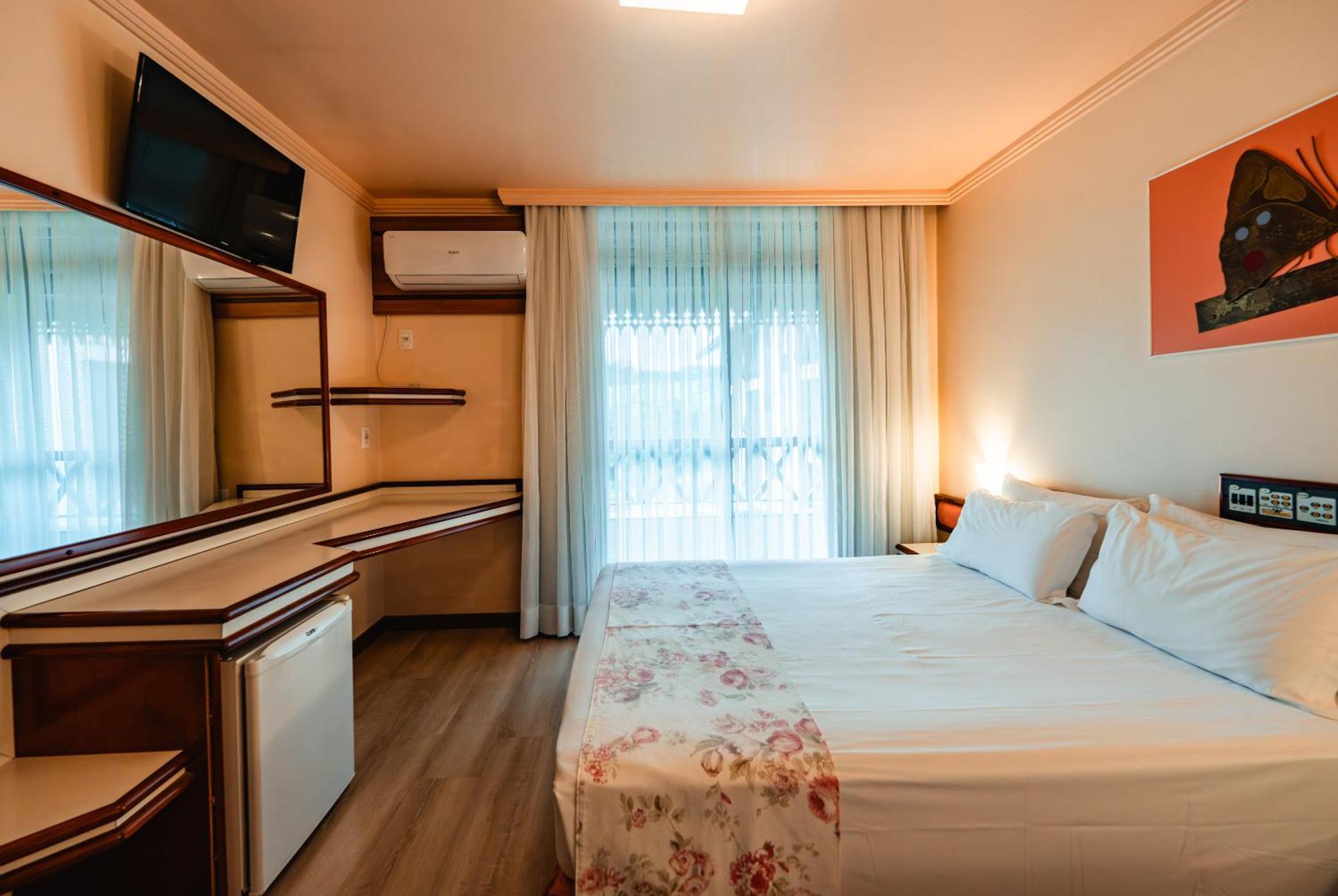 Hotel Vila Germanica Piratuba Bagian luar foto